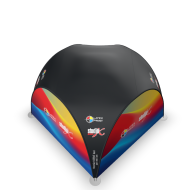 Produkt wystawienniczy, za pomocą którego zaaranżujesz wygodne i praktyczne stoisko. skuteczny nośnik treści reklamowej. Wszystko za sprawą wydruków, którymi pokryjemy dach i ściany boczne. Umieścimy na nich twoje spersonalizowane grafiki. Dzięki temu wyeksponujesz markę i umocnisz jej wizerunek w świadomości potencjalnych klientów.