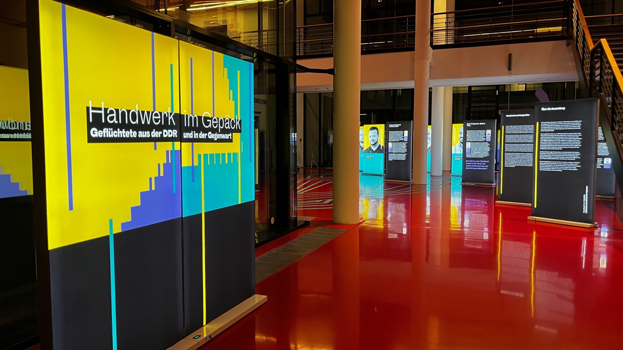 mobilne bateryjne kasetony LED mobilne bateryjne kasetony LED